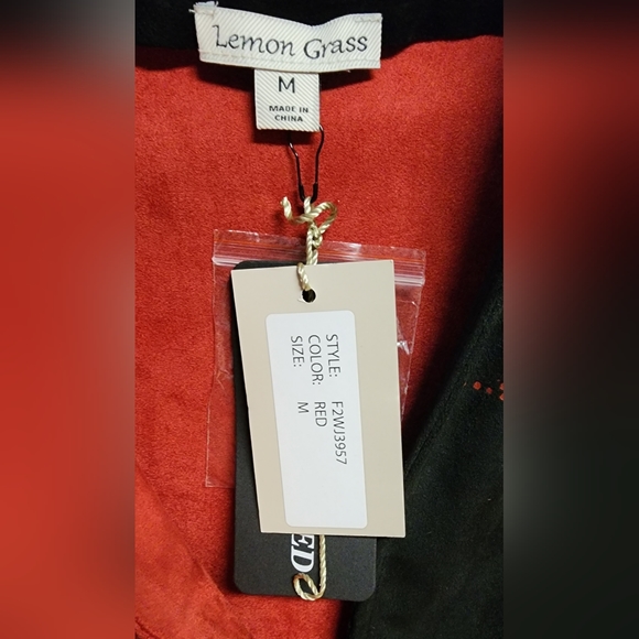 NWT Lemon Grass Women's Red Hand Printed Stand-Up Collar Jacket W/Button Detail - Picture 5 of 6